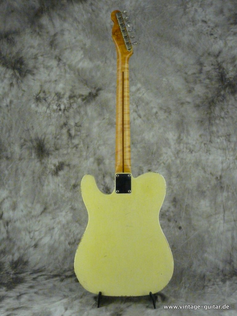 Fender-Telecaster-Bigsby-Master-Design-2005-003.JPG