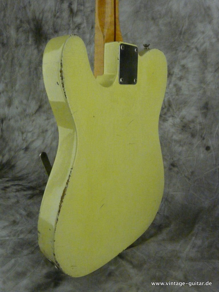 Fender-Telecaster-Bigsby-Master-Design-2005-007.JPG