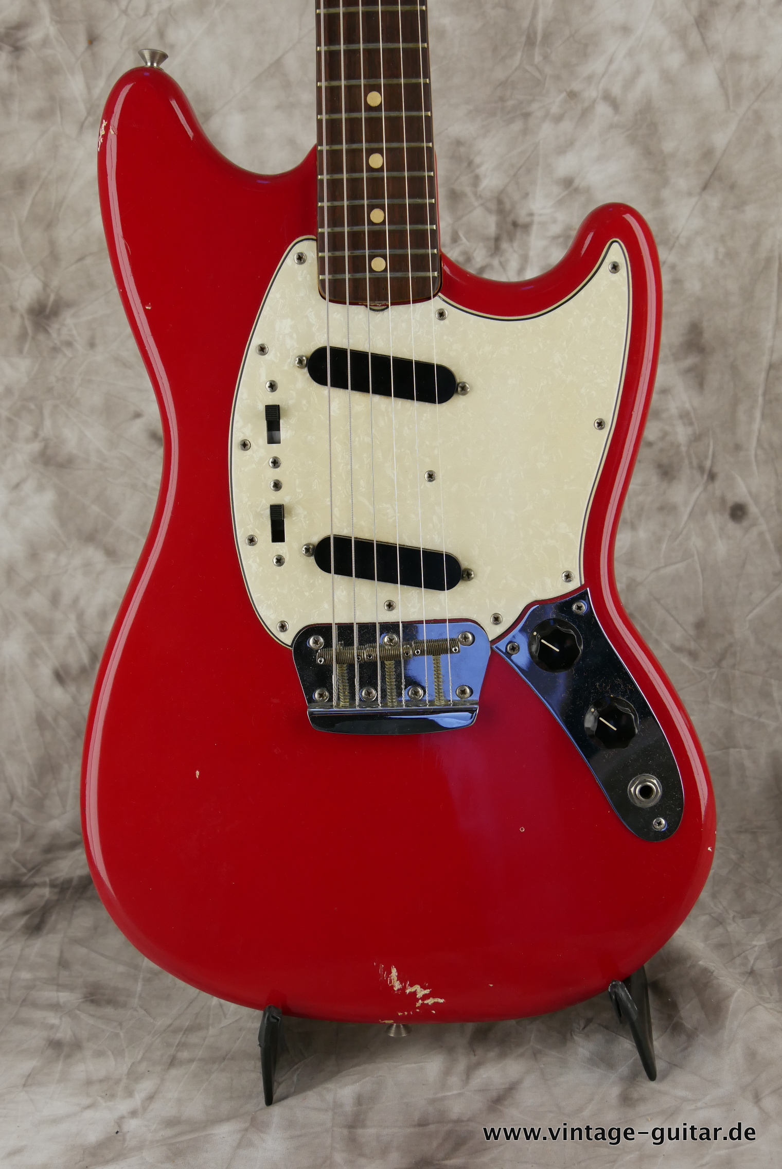 Fender-Duo-Sonic-1964-dakota-red-003.JPG