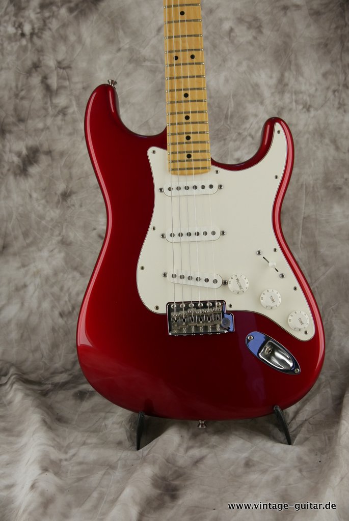 Fender-Stratocaster-Special-2011-002.JPG
