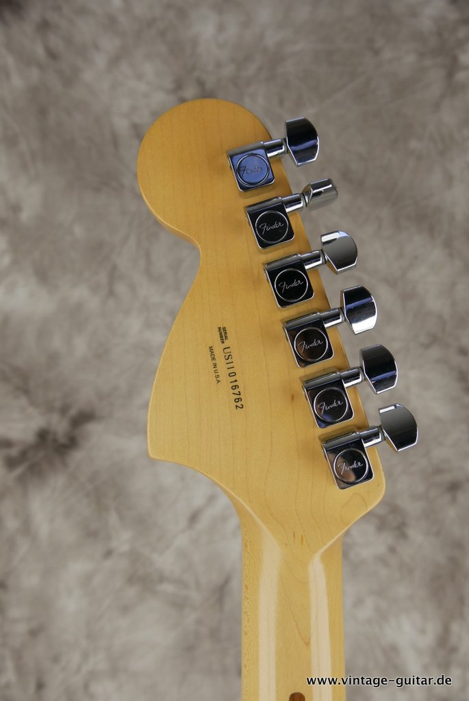 Fender-Stratocaster-Special-2011-010.JPG
