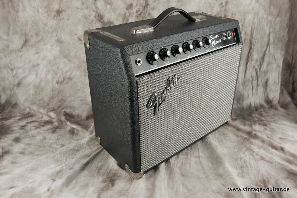 Fender-Super-Champ-1982-Rivera-EV-Speaker-004.JPG