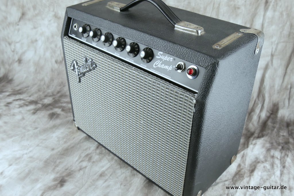 Fender-Super-Champ-1982-Rivera-EV-Speaker-005.JPG