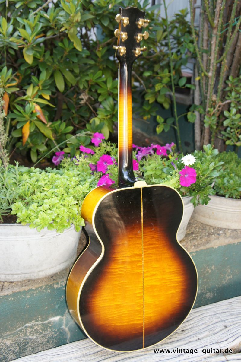 Gibson-SJ-200-1954-sunburst-006.jpg