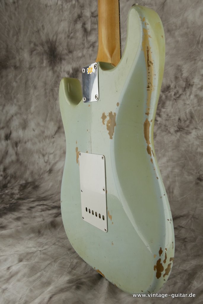 Fender-Stratocaster-1963-Sonic-Blue-008.jpg