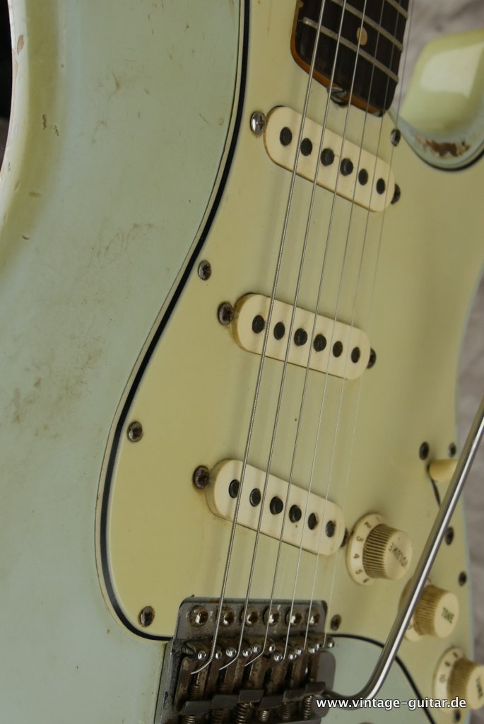 Fender-Stratocaster-1963-Sonic-Blue-016.jpg