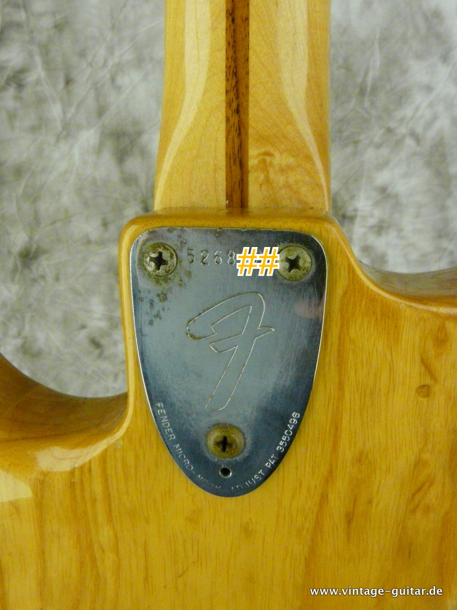 Fender-Stratocaster-Natural-black-white-parts-1974-004.JPG