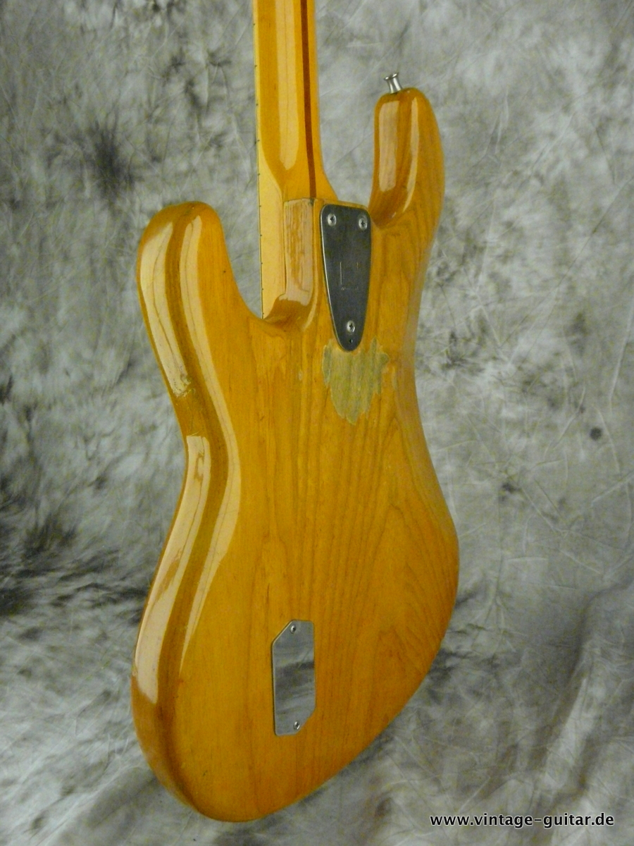 Musicman-Sabre-Natural_1979-009.JPG