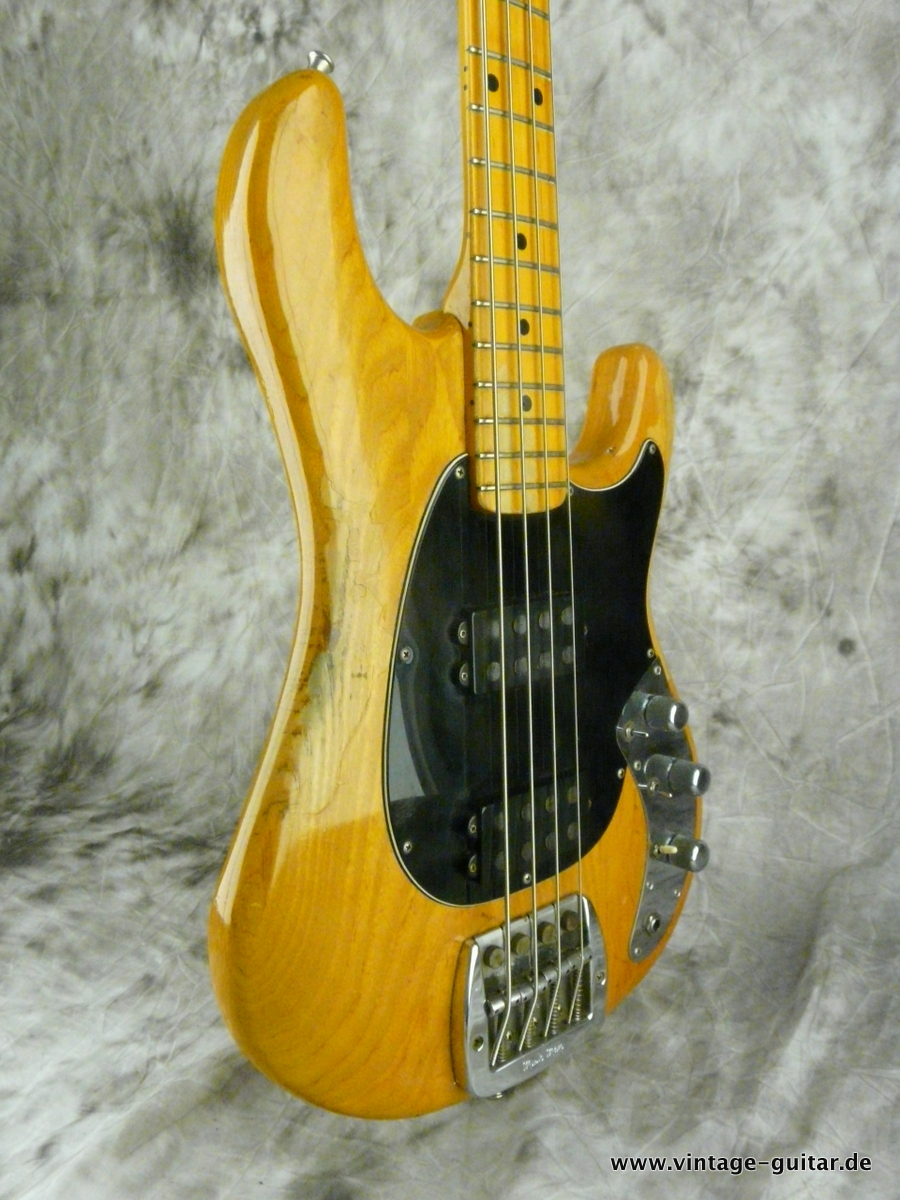 Musicman-Sabre-Natural_1979-012.JPG