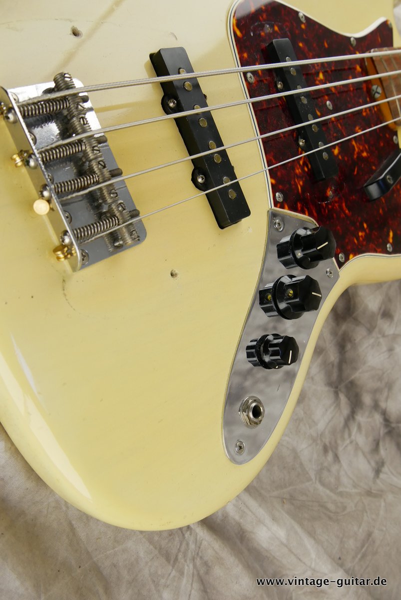 Fender-Jazz-Bass-1965-blonde-009.JPG