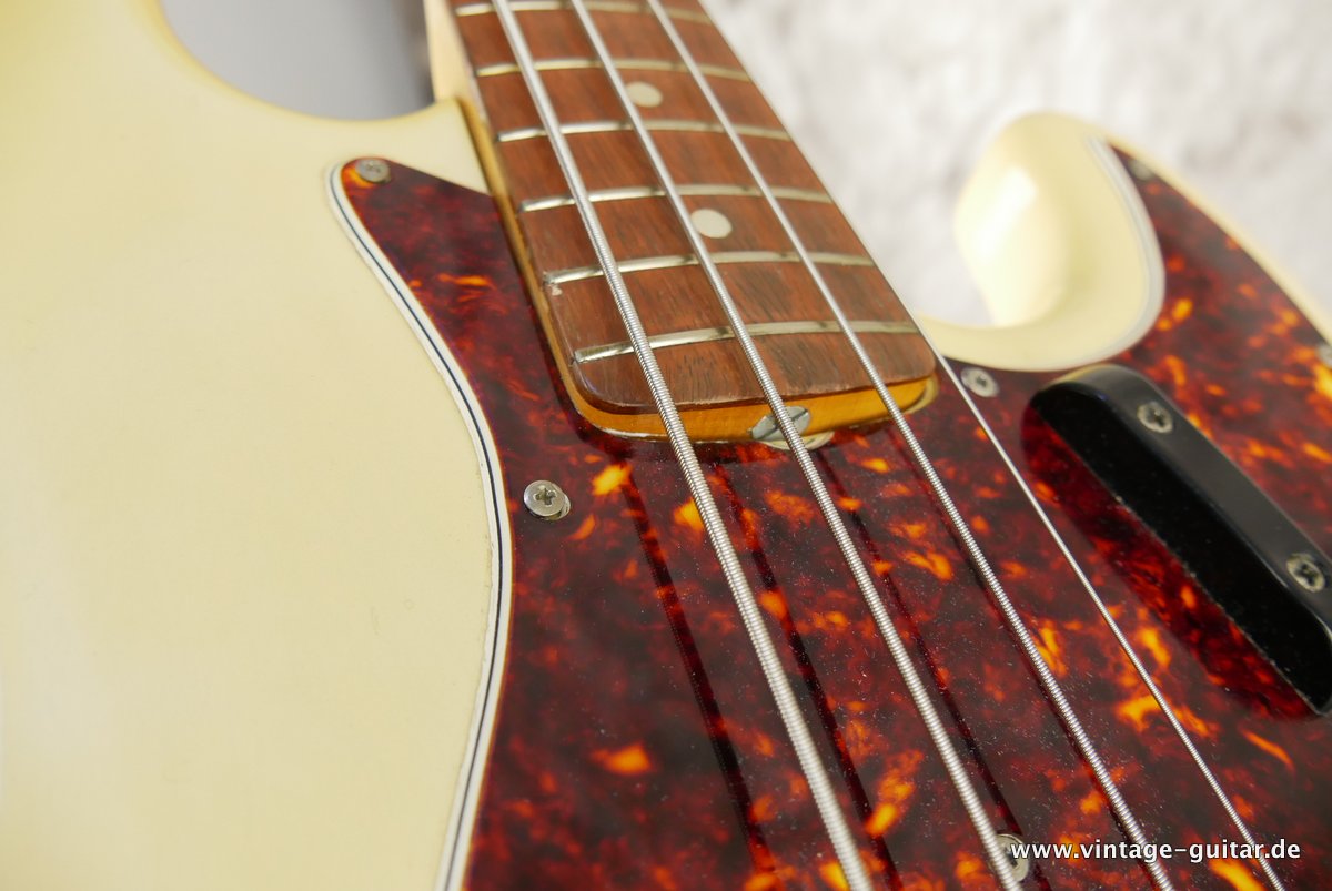 Fender-Jazz-Bass-1965-blonde-012.JPG