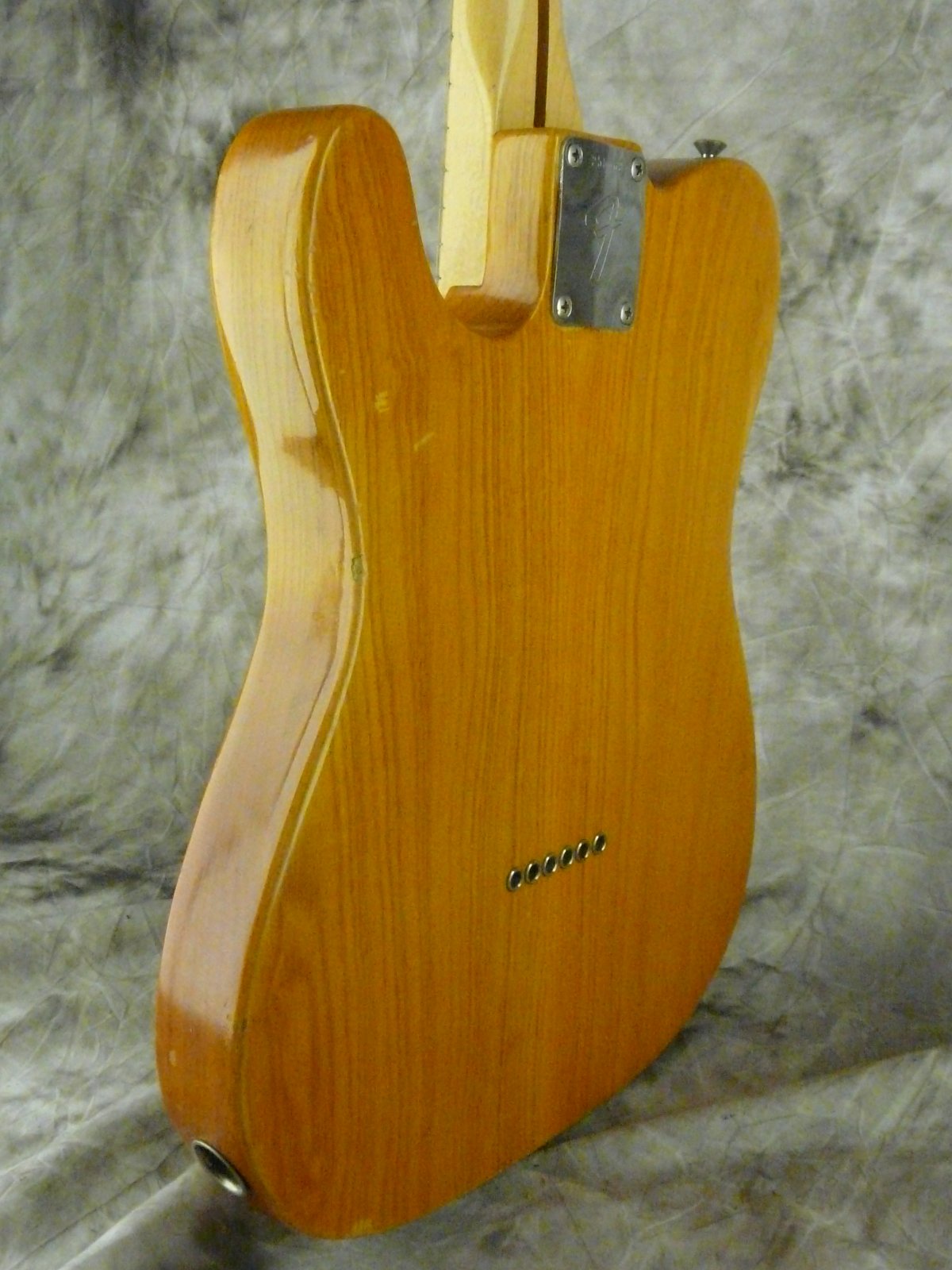 Fender-Telecaster-Thinline-1969-007.JPG