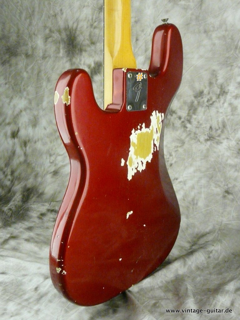 Fender_Precision-Bass-1966-candy-apple-red-008.JPG