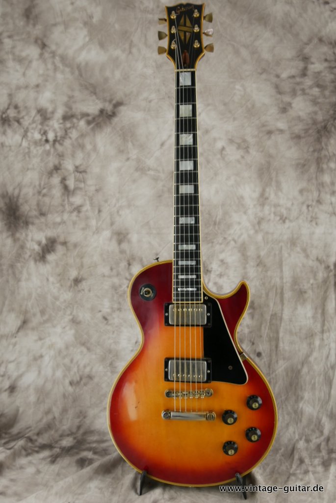 Gibson-Les-Paul-Custom-1974-cherry-sunburst-001.JPG
