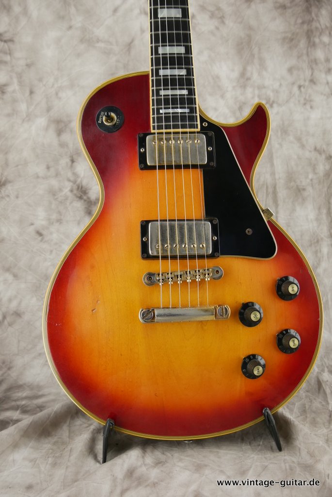 Gibson-Les-Paul-Custom-1974-cherry-sunburst-002.JPG