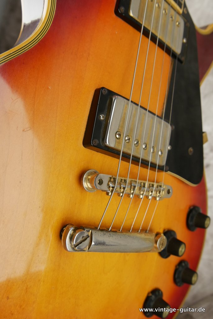 Gibson-Les-Paul-Custom-1974-cherry-sunburst-007.JPG