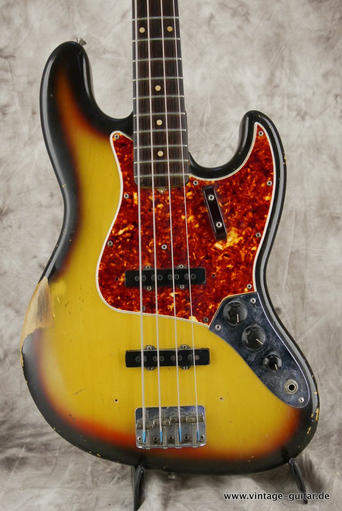 Fender_Jazz-Bass-1963-1965-sunburst-002.JPG