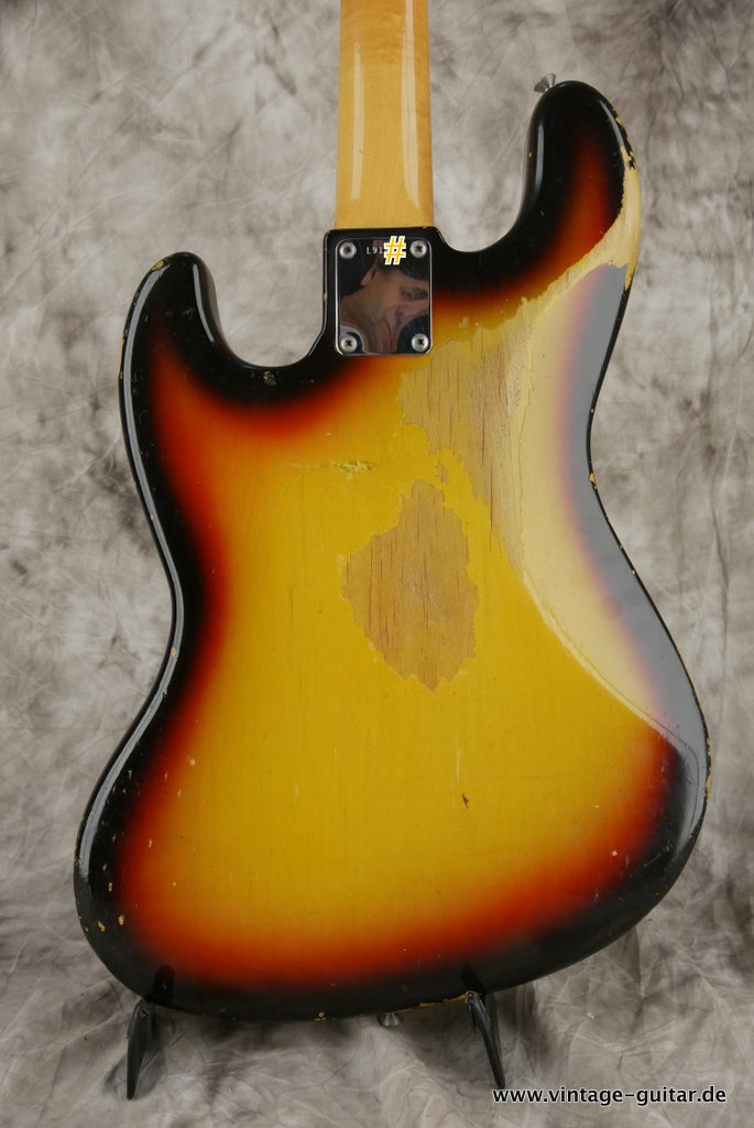 Fender_Jazz-Bass-1963-1965-sunburst-004.JPG
