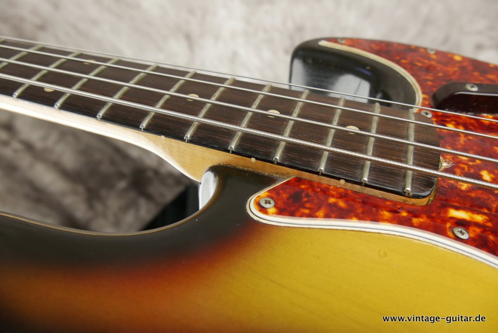Fender_Jazz-Bass-1963-1965-sunburst-014.JPG
