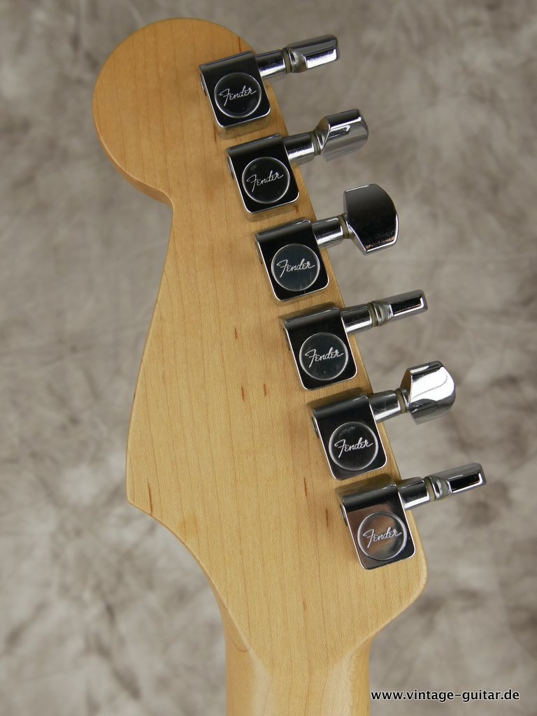 Fender-Stratocaster-American-Standard-1989-black-015.JPG