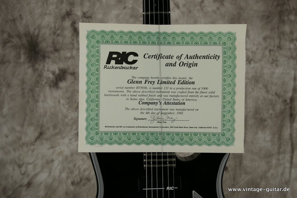 Rickenbacker-230GF-Glenn-Frey-limited-edition-1992-016.JPG