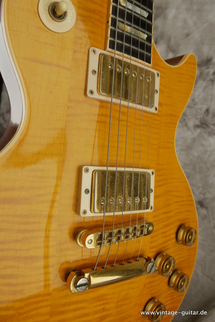 Gibson-Les-Paul-Standard-1993-amber-golden-hardware-015.JPG