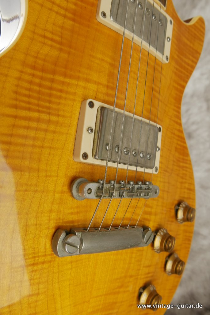Gibson-Les-Paul-Classic-Premium-Plus-2000-016.JPG