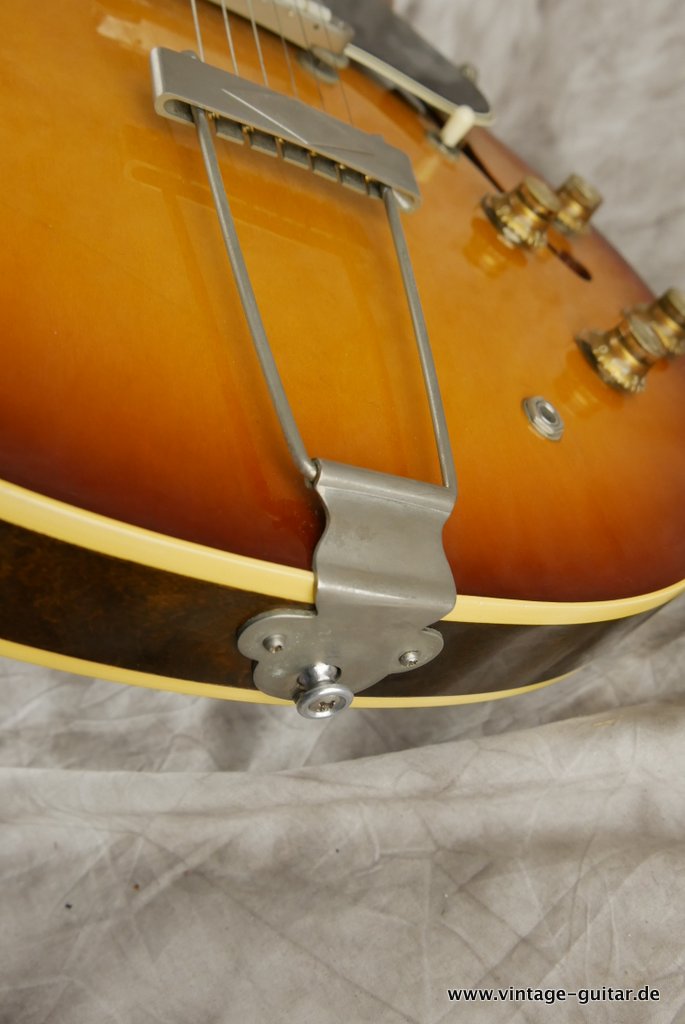 Gibson-ES-330-TD-1965-wide-neck-sunburst-016.JPG