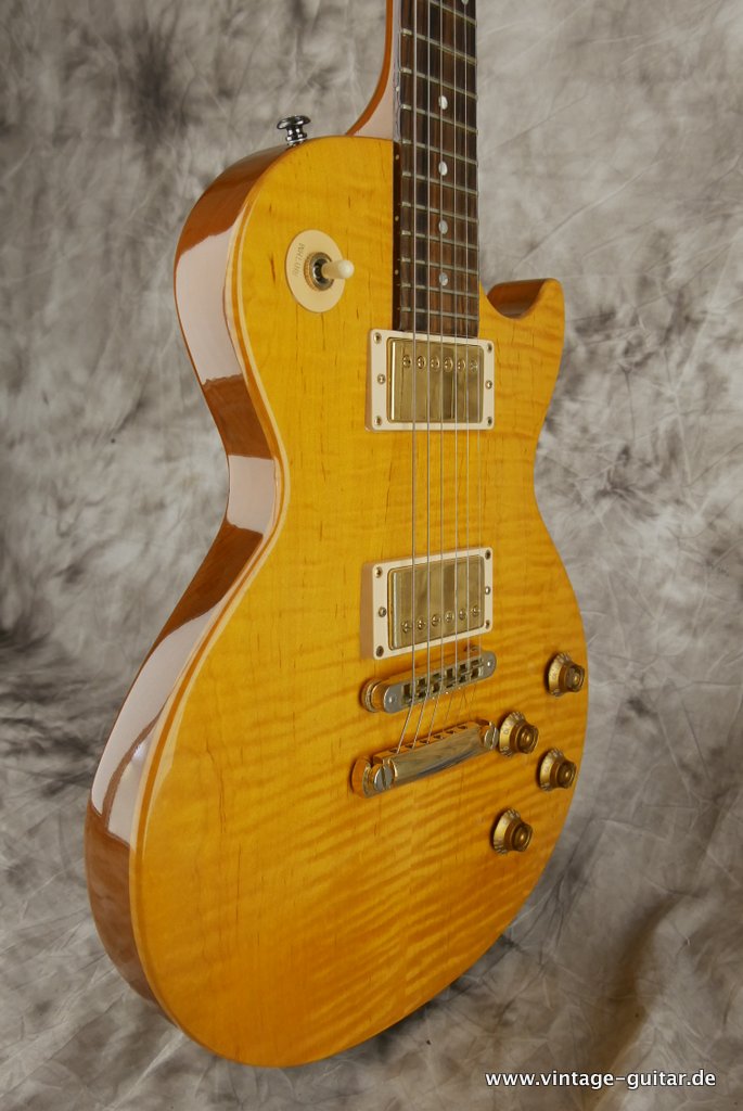 Gibson-Les-Paul-Special-Plus-2001-flame-top-005.JPG