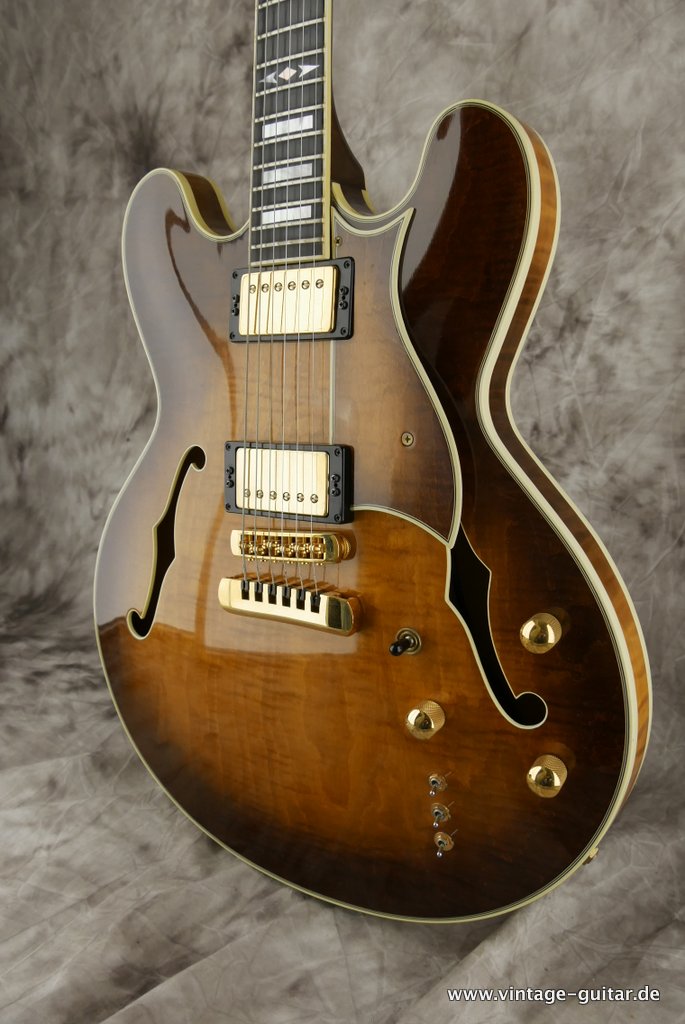 Heritage-H-555-Custom-1988-sunburst-006.JPG