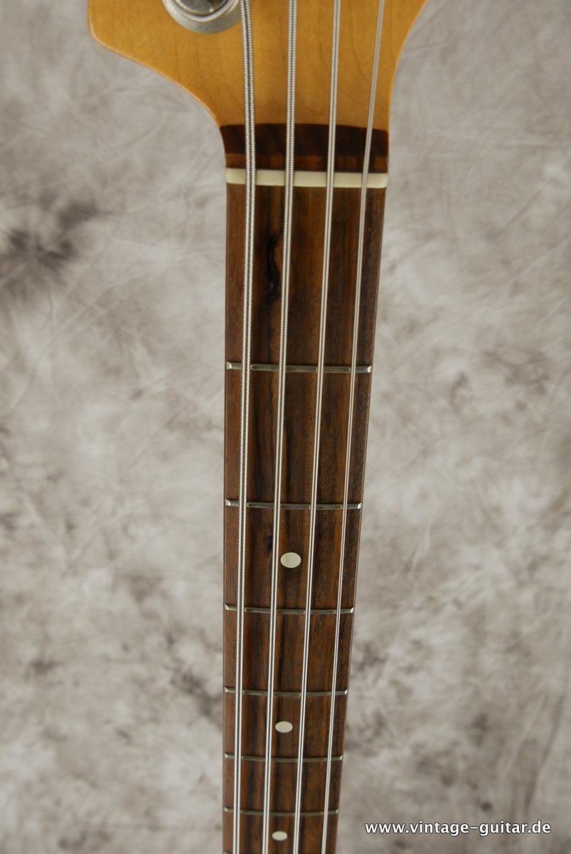 Fender-Jazz-Bass-1983-60s-Reissue-Fullerton-007.JPG