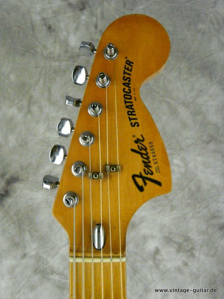 Fender-Stratocaster-olympic-white-1977-lite-ash-body-009.JPG