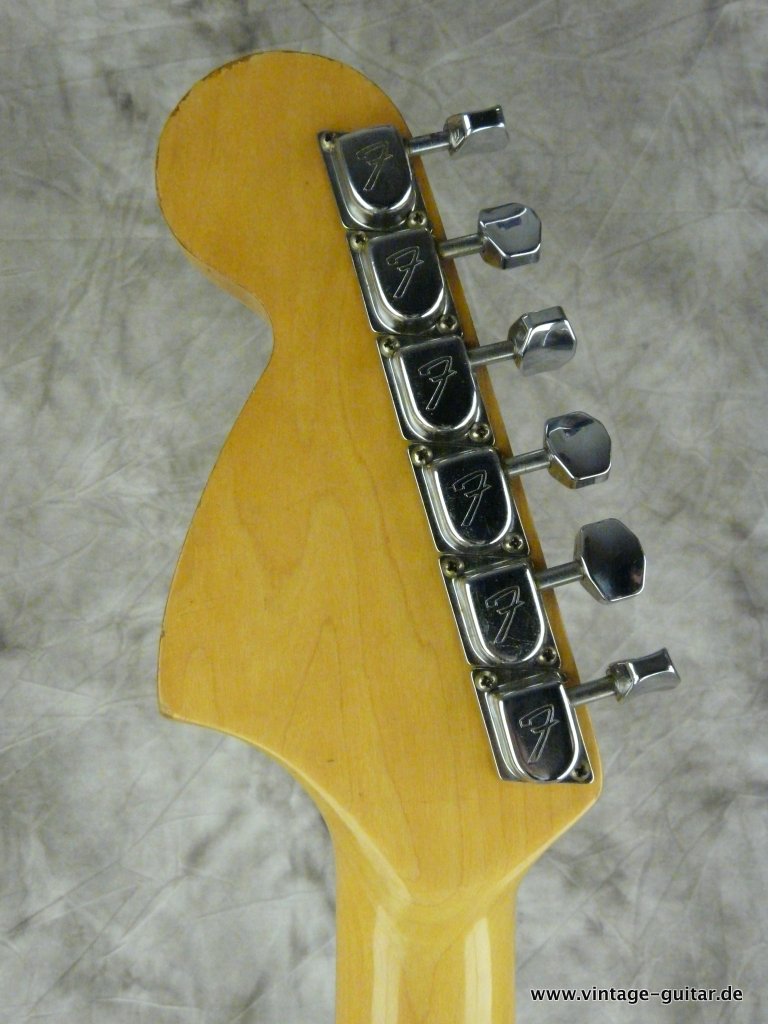 Fender-Stratocaster-olympic-white-1977-lite-ash-body-010.JPG
