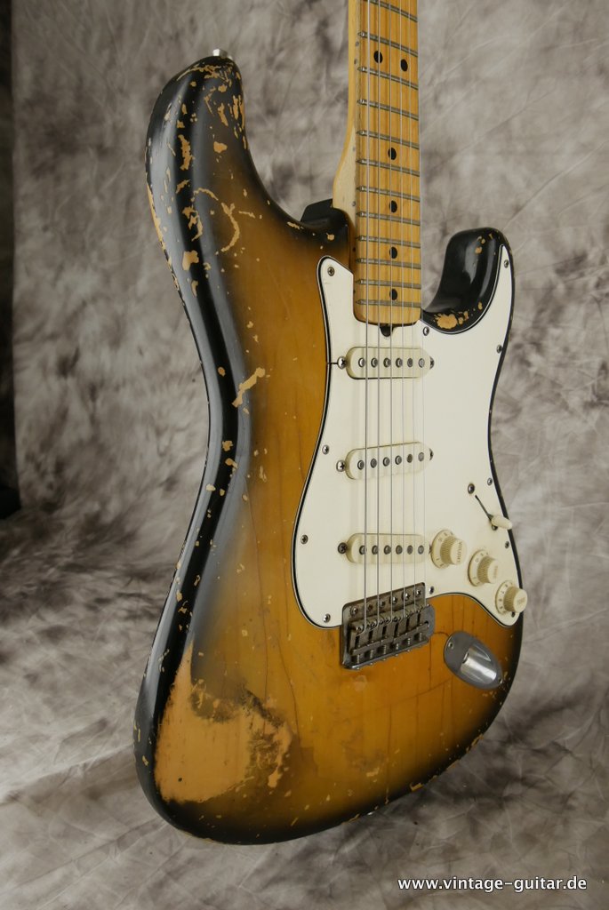 Fender-Stratocaster-1969-maple-cap-neck-028.JPG