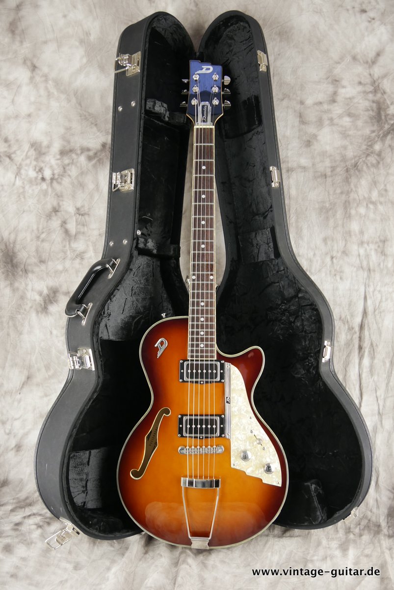 Duesenberg-Starplayer-TV-Hollow-2013-sunburst-016.JPG