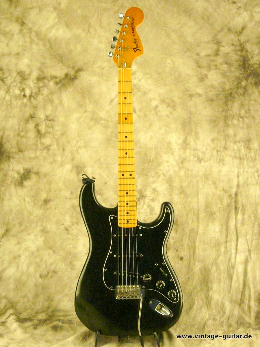 Fender-Stratocaster-1979-black-002.JPG