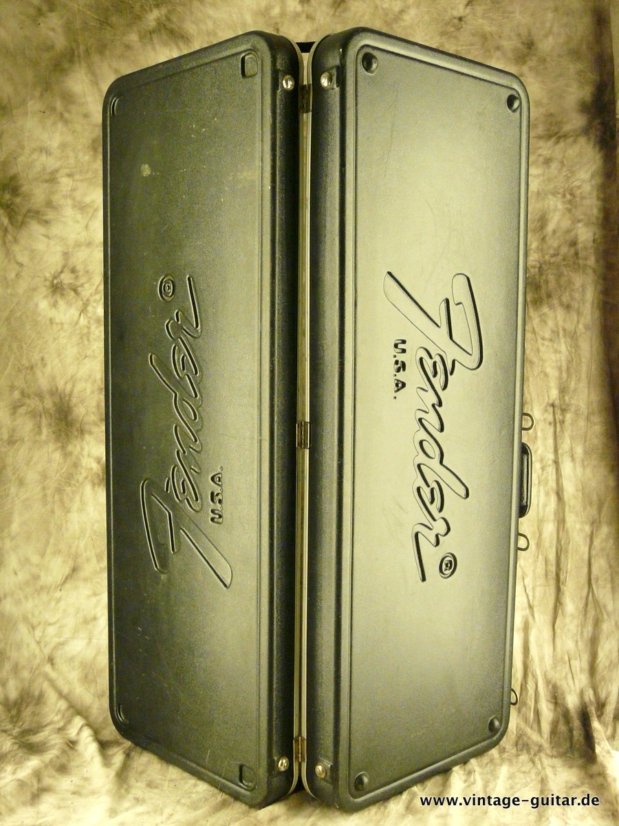 Fender-Stratocaster-1979-black-011.JPG