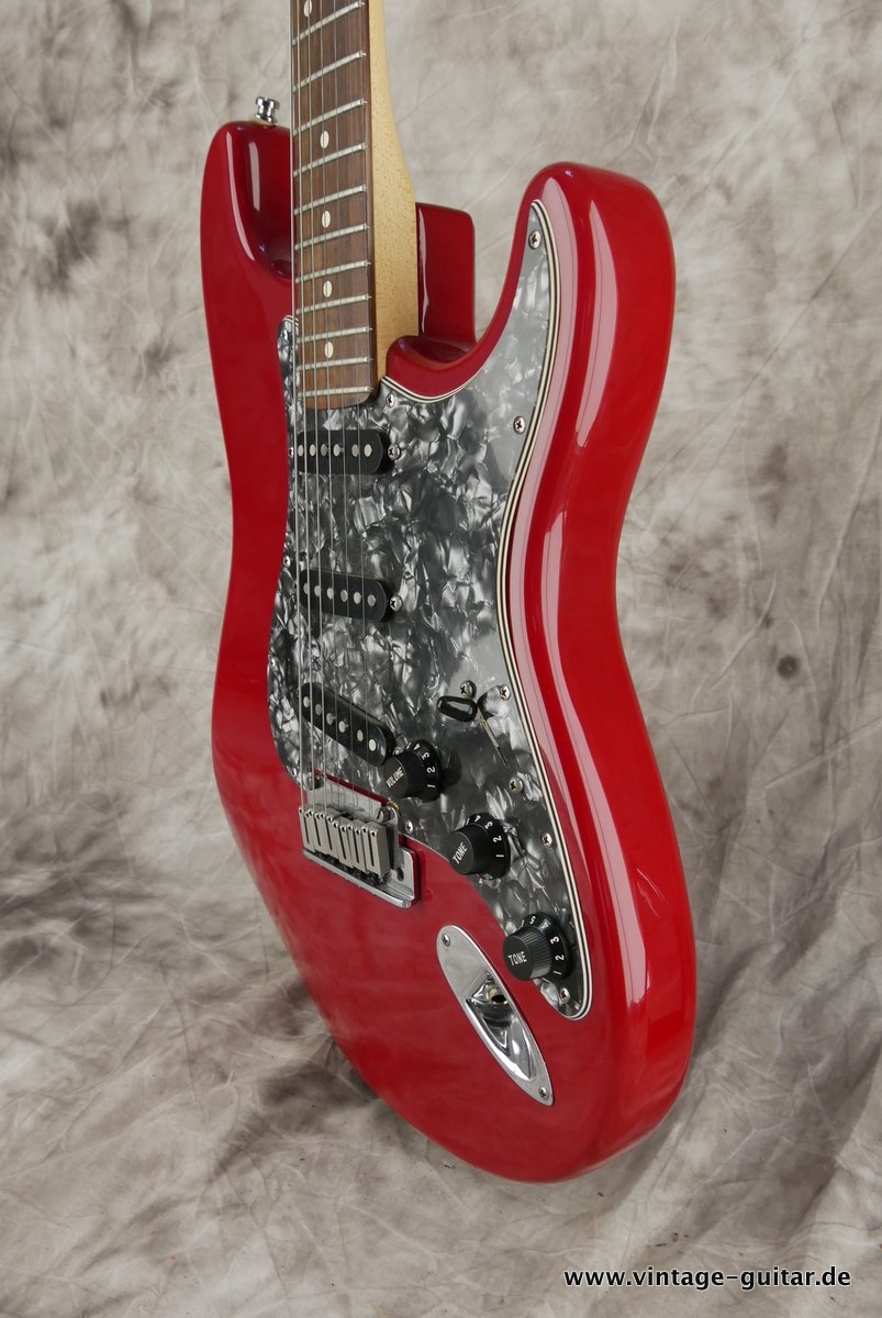 Fender-Stratocaster-40th-Anniversary-1994-006.JPG
