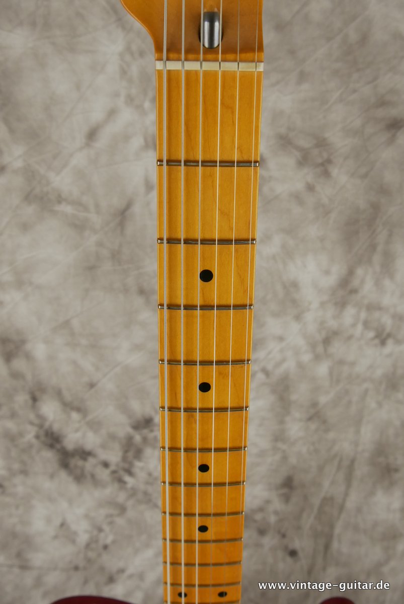 Fender-Telecaster-72-Thinline-Reissue-2012-American-Vintage-011.JPG