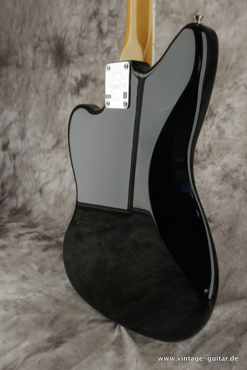 Fender-Jazzmaster-60th-Anniversary-black-008.JPG