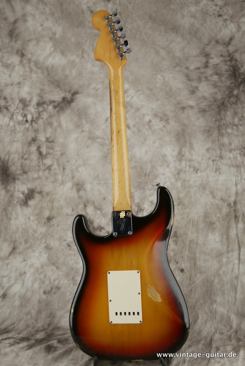 Fender-Stratocaster-1970-sunburst-4-hole-003.JPG