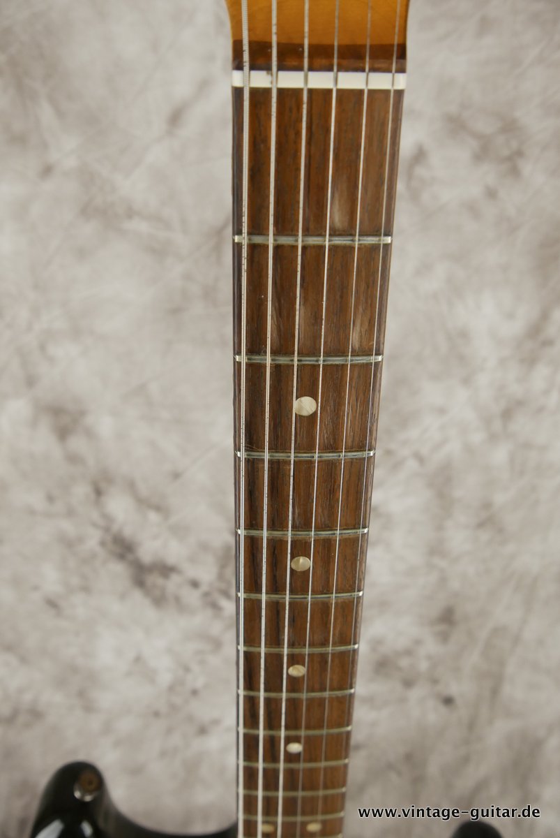Fender-Stratocaster-1970-sunburst-4-hole-011.JPG