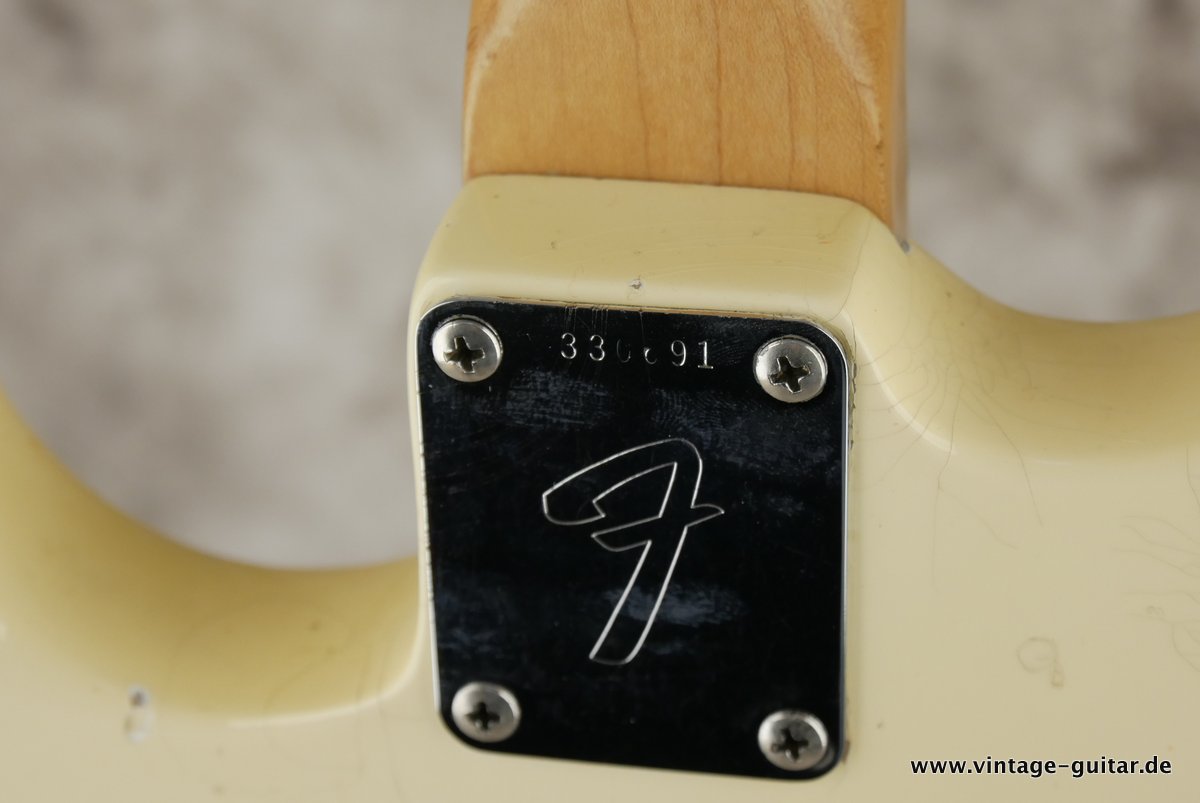 Fender-Stratocaster-1971-olympic-white-4-hole-013.JPG