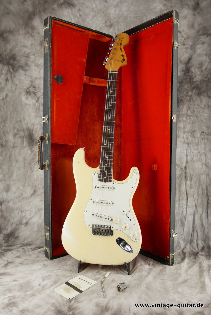Fender-Stratocaster-1971-olympic-white-4-hole-017.JPG