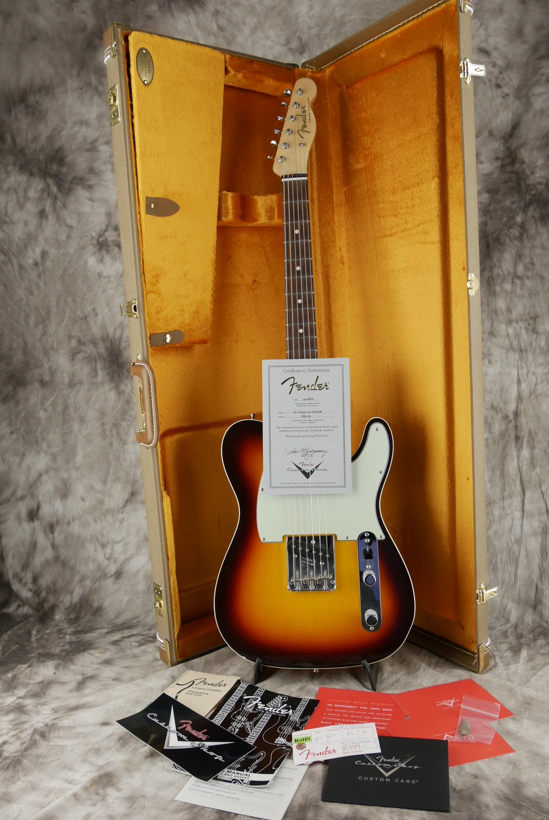 Fender-Telecaster-Custom-1962-CS-NOS-Relic-2016-018.JPG