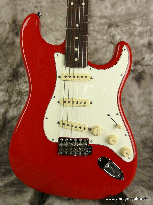 Fender-Stratocaster-Japan-2016-red-002.JPG