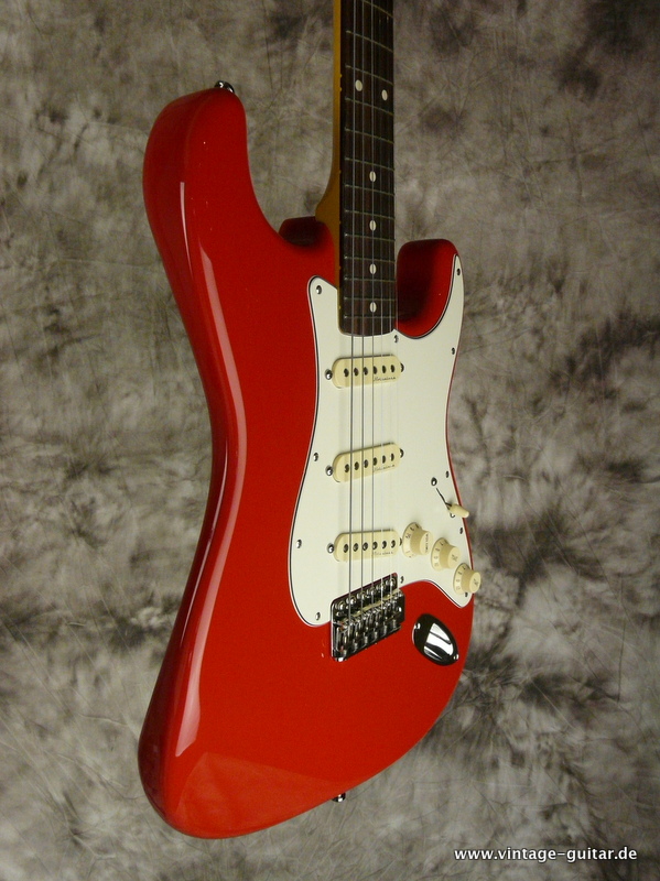 Fender-Stratocaster-Japan-2016-red-005.JPG