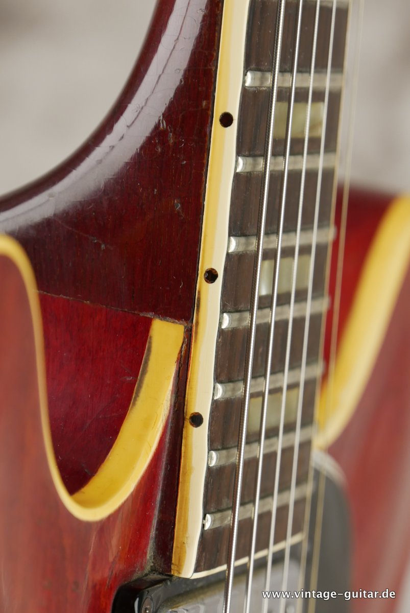 Gibson-ES-335-TD-cherry-1963-016.JPG