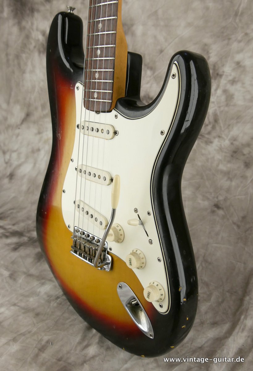 Fender-Stratocaster-1966-sunburst-006.JPG