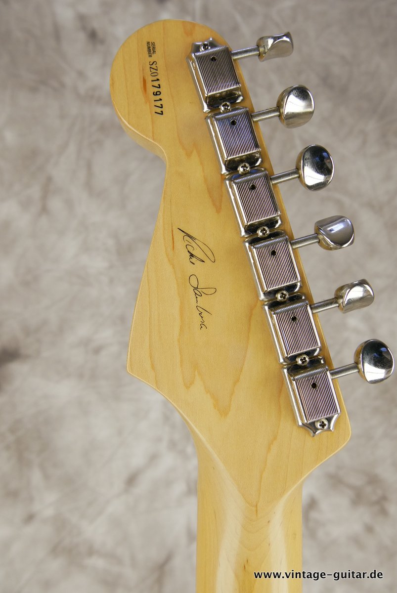 Fender-Richie-Sambora-2000-lake-placid-blue-006.JPG
